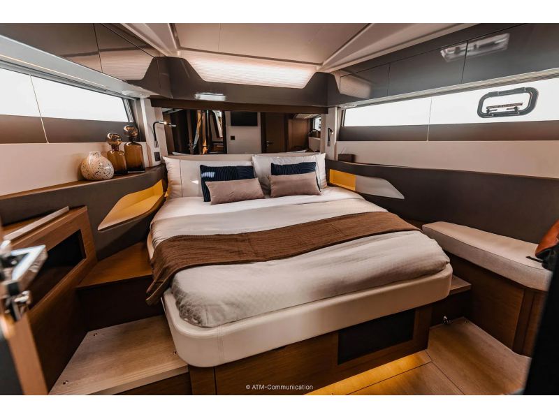 WELLCRAFT 44 Explorer